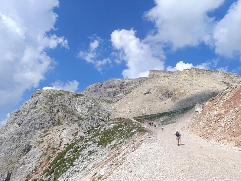 10 dolomity