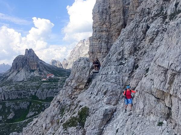 28 dolomity