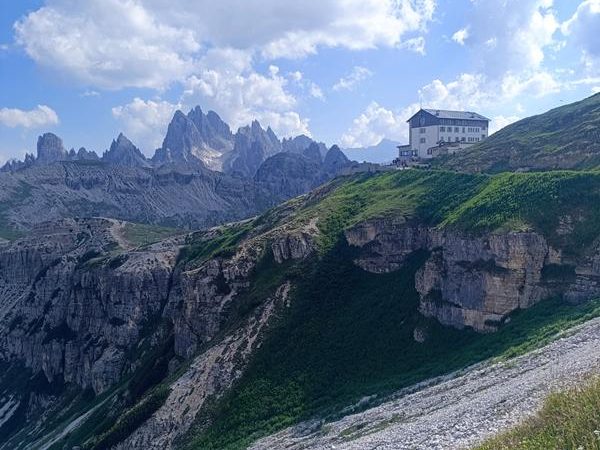 30 dolomity